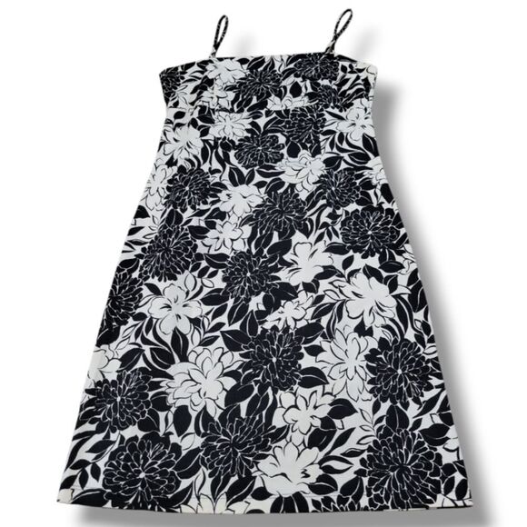 White House Black Market Dress Size 6 A-Line Dress Sleeveless Spaghetti Strap - Picture 1 of 5